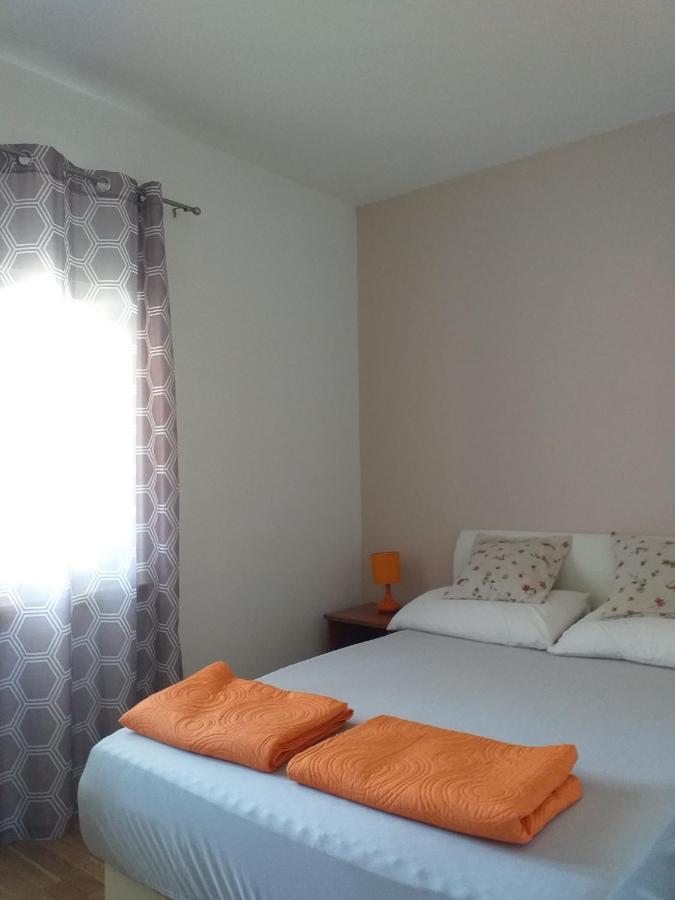 Apartments Golic Biograd Na Moru Exterior foto